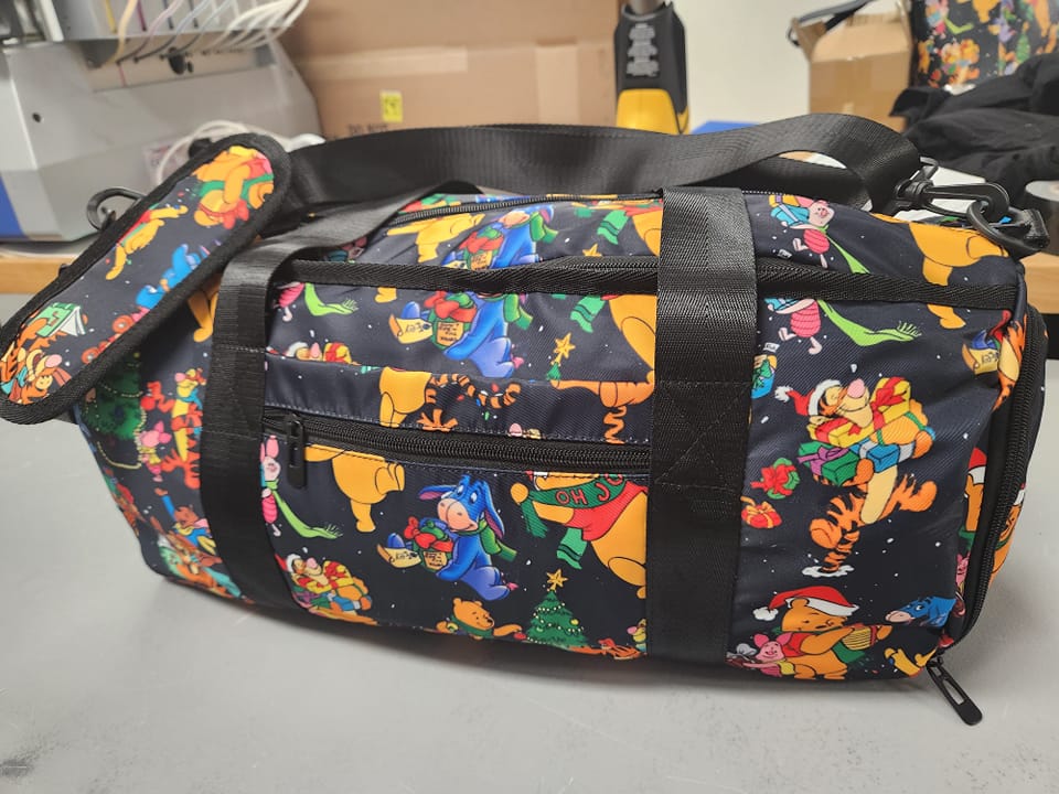 DUFFLE BAG RUN- FAVORITE PUP