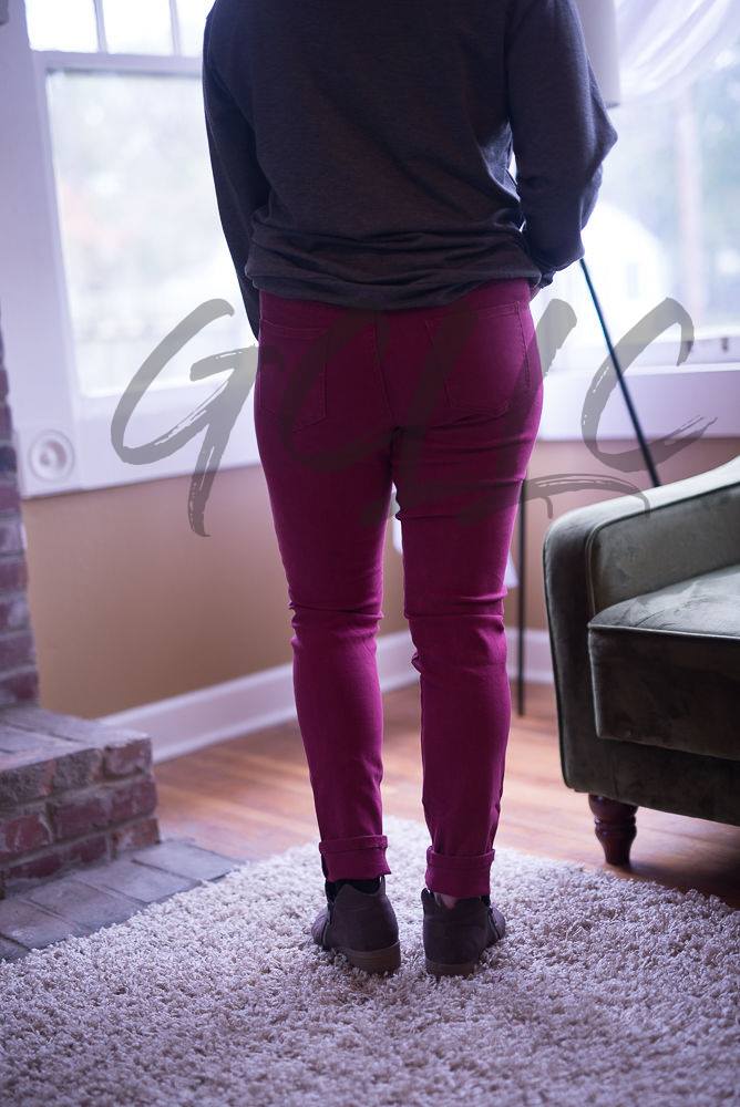 COLORED STRETCH JEANS (Several colors available)