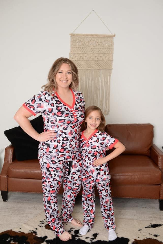 Pajama Set extras